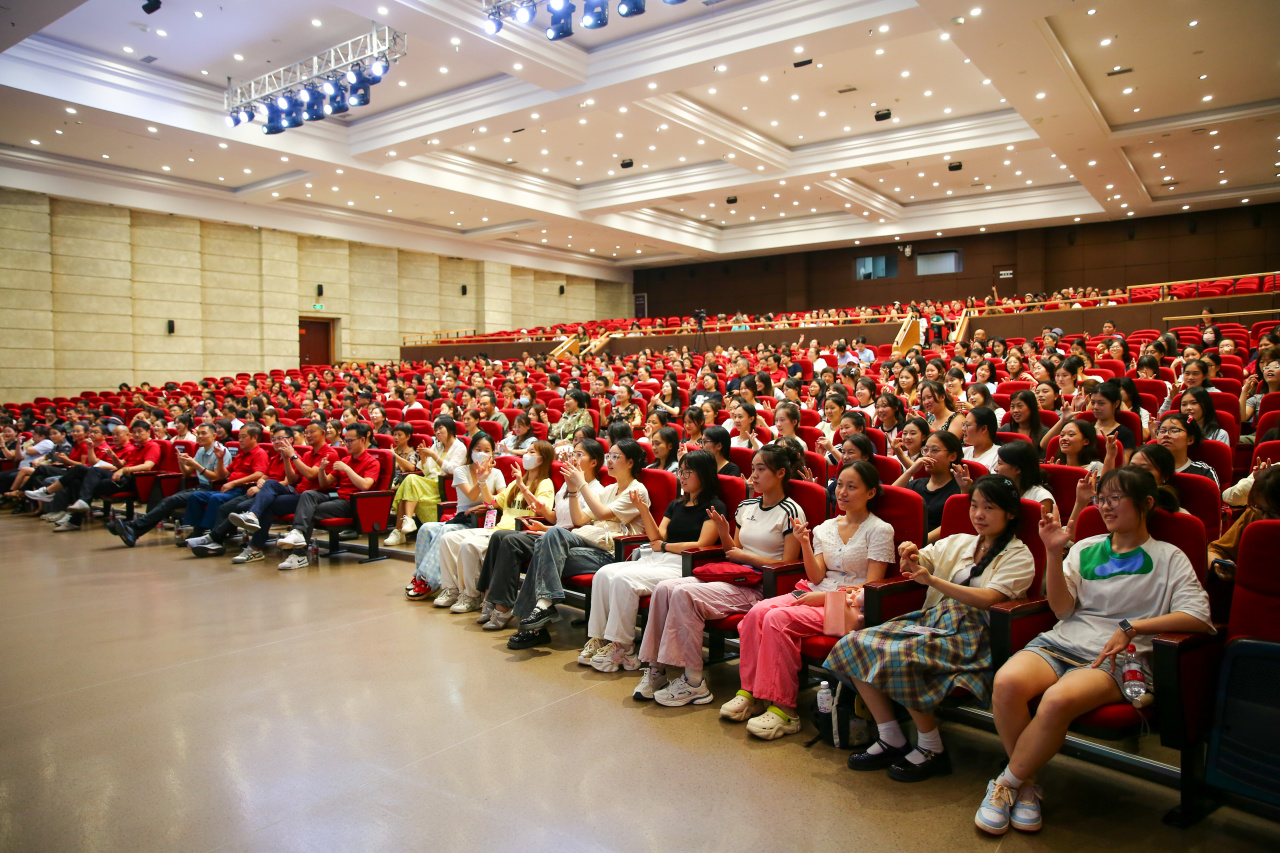 科学衔接,稳步启航,北师大教授钱志亮来校讲座助力基础教育发展 科学衔接,稳步启航,北师大教授钱志亮来校讲座助力基础教育发展