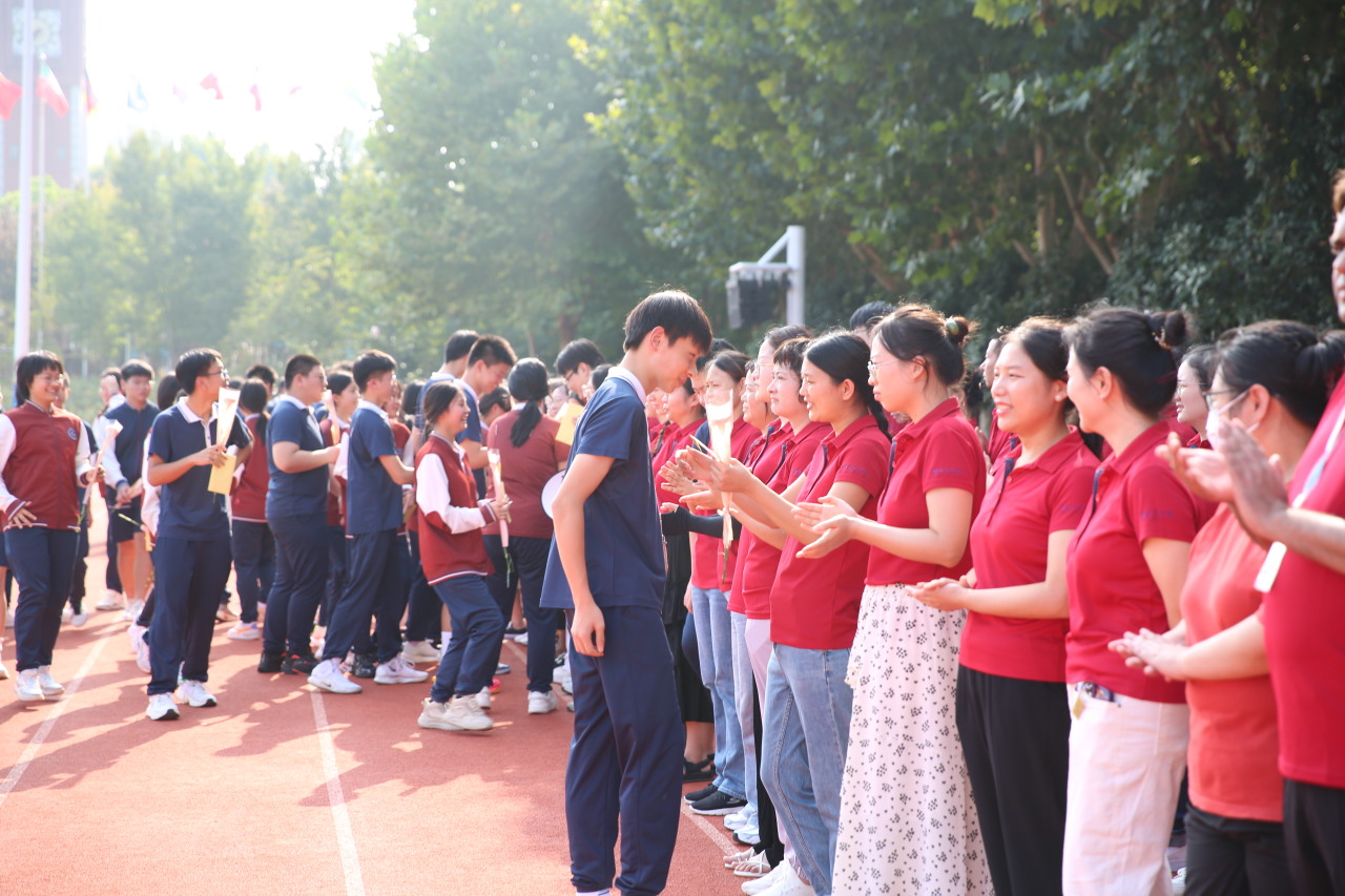 第40个教师节,致敬“海外”最美教师 第40个教师节,致敬“海外”最美教师