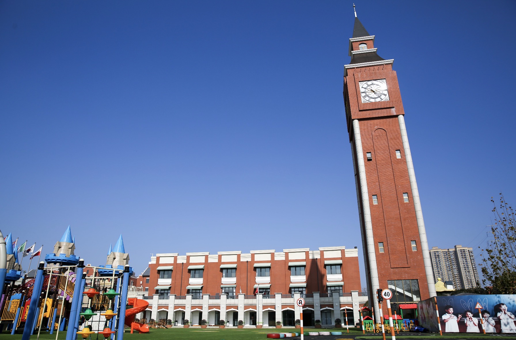 我校幼儿园入选武汉市级示范幼儿园,江夏民办园唯一! 我校幼儿园入选武汉市级示范幼儿园,江夏民办园唯一!